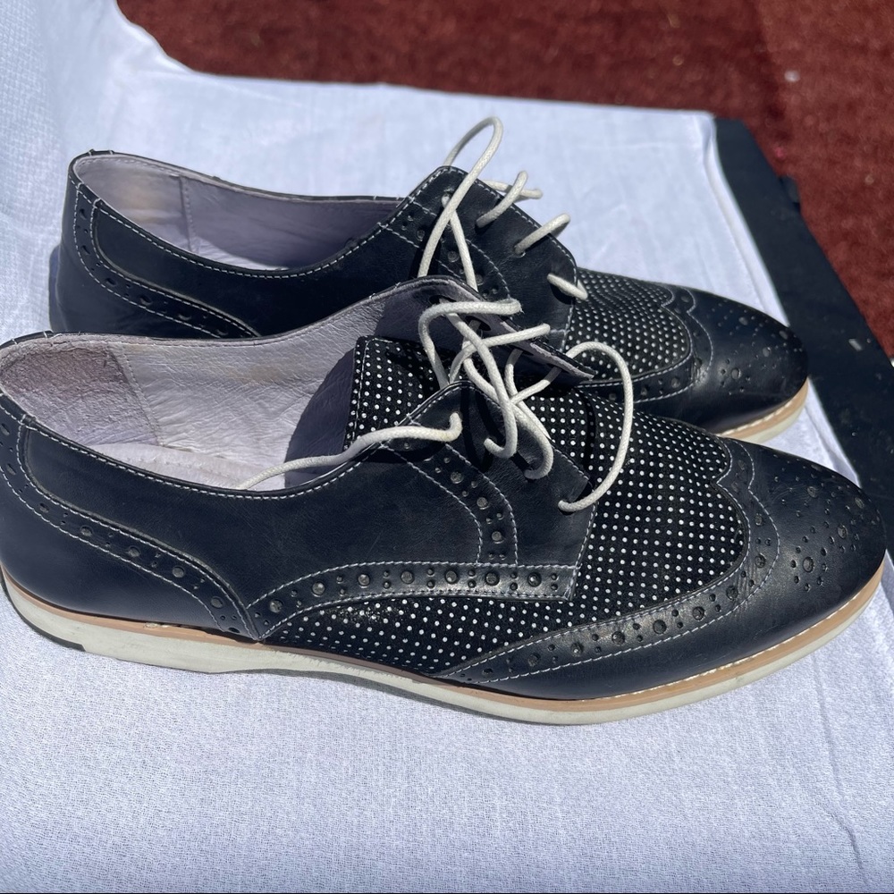Johnston & Murphy Black and White Women's Loafers